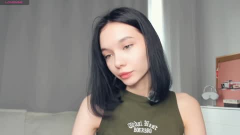 Snapshot of rizz_ky chatting on 12/19/25, 08:43 Rina online show from 12/19/25, 08:43