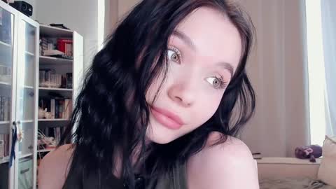 Snapshot of rizz_ky chatting on 02/04/26, 09:37 Rina online show from 02/04/26, 09:37