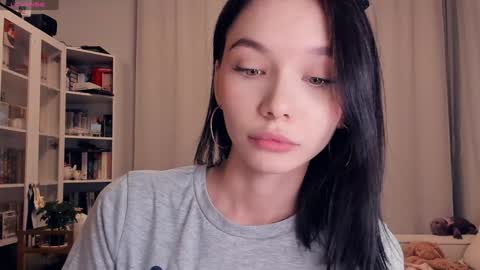 Snapshot of rizz_ky chatting on 02/07/26, 04:22 Rina online show from 02/07/26, 04:22