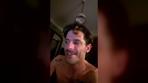 Snapshot of rizzo1980682473 chatting on 06/23/26, 12:19 rizzo1980682473 online show from 06/23/26, 12:19