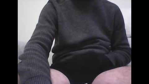 Snapshot of rjppn548604 chatting on 11/21/25, 11:09 Wednesday morning online show from 11/21/25, 11:09