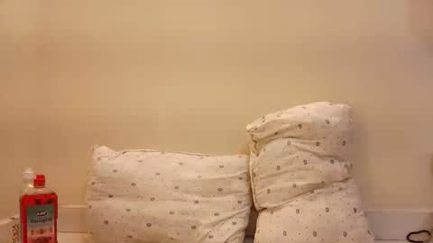 Snapshot of rlessing2 chatting on 02/11/26, 12:10 rlessing2 online show from 02/11/26, 12:10