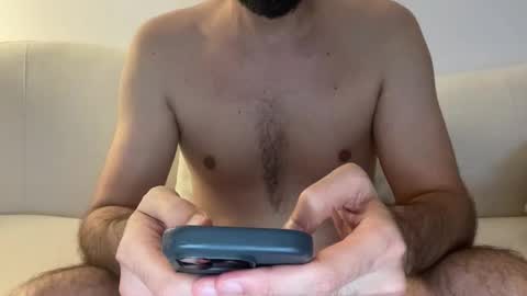 rlggggn42 online show from 10/04/25, 06:39