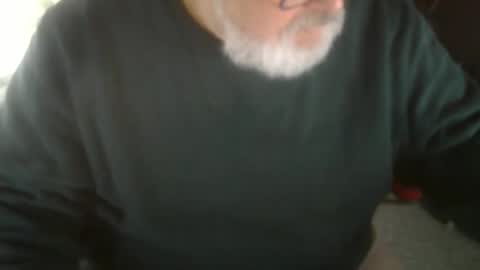 Snapshot of rndmronnie chatting on 12/28/24, 06:18 Ron Rodan online show from 12/28/24, 06:18