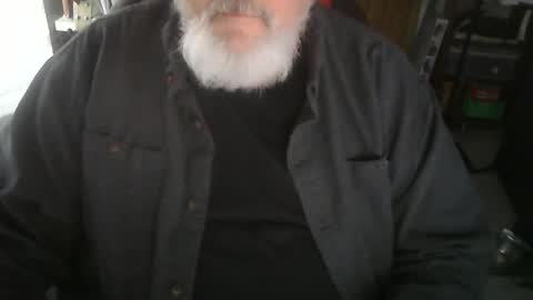 Snapshot of rndmronnie chatting on 02/09/25, 08:45 Ron Rodan online show from 02/09/25, 08:45