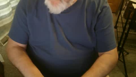 Snapshot of rndmronnie chatting on 09/25/25, 09:29 Ron Rodan online show from 09/25/25, 09:29