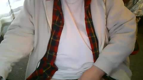 Snapshot of rndmronnie chatting on 02/08/26, 07:06 Ron Rodan online show from 02/08/26, 07:06