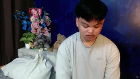 Snapshot of rnl_cum chatting on 04/12/26, 05:18 RICH MY GOAL online show from 04/12/26, 05:18