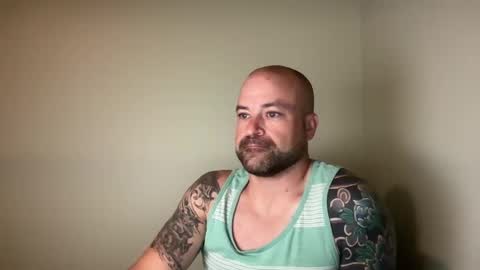 roadking1122 online show from 10/18/25, 08:26