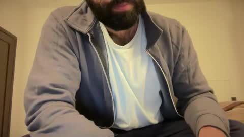 Snapshot of roamexotic00 chatting on 12/04/25, 01:59 roamexotic00 online show from 12/04/25, 01:59