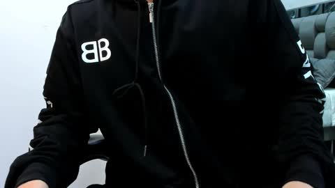 Roan Birkin online show from 12/04/25, 07:11