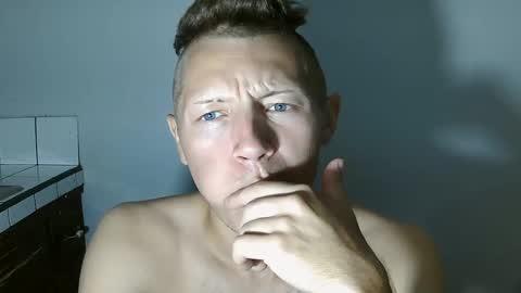 RoastingCorn online show from 09/19/25, 02:35