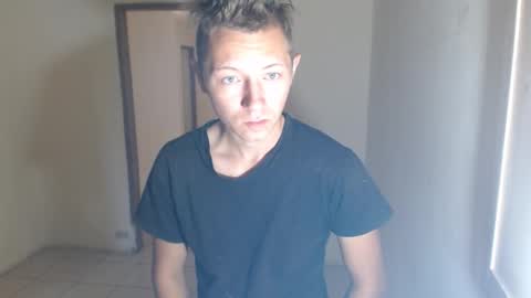 RoastingCorn online show from 11/02/25, 03:14