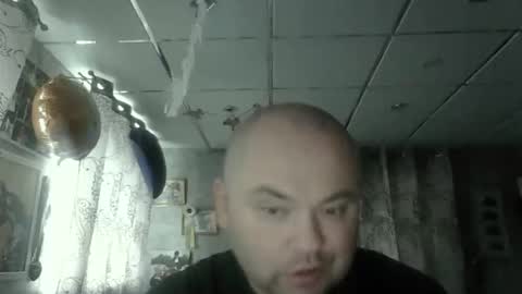 rob18997 online show from 11/08/25, 09:42