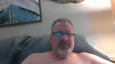 rob872217 online show from 02/06/25, 10:04
