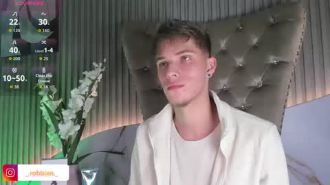 Snapshot of robbinblaze chatting on 06/24/26, 05:17 Robbin online show from 06/24/26, 05:17