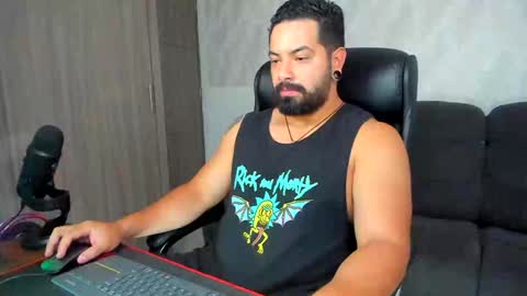 Snapshot of robby_k chatting on 01/09/25, 11:13 Robby online show from 01/09/25, 11:13