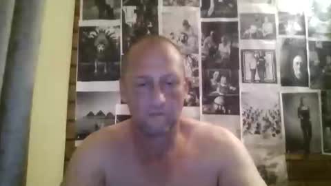 robert69huge online show from 02/18/26, 09:49