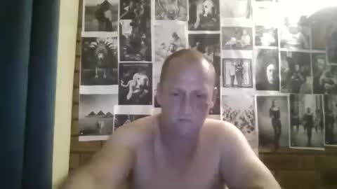 Snapshot of robert69huge chatting on 02/26/26, 08:46 robert69huge online show from 02/26/26, 08:46