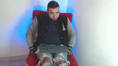 Stiven - online show from 01/10/25, 05:15