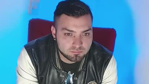 Stiven - online show from 01/12/25, 04:31