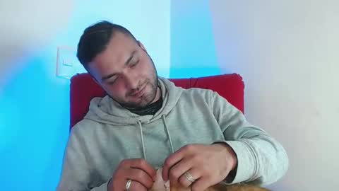 Stiven - online show from 02/07/25, 05:52