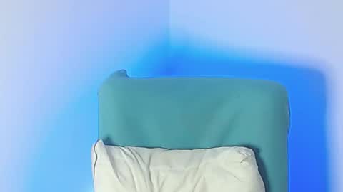 Stiven - online show from 11/17/25, 03:23