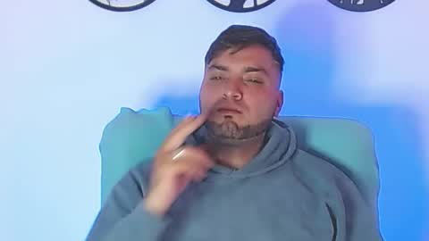 Stiven - online show from 12/01/25, 08:03