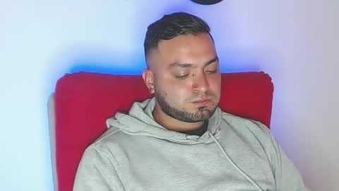 Stiven - online show from 05/04/26, 02:13