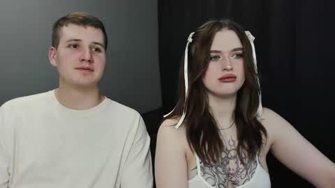 Snapshot of robert_lisa chatting on 02/14/25, 10:47 Lisa and Robert i am online all days 900 am GMT3 online show from 02/14/25, 10:47