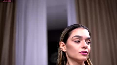 Snapshot of robertarosetti chatting on 10/15/25, 09:09 Roberta online show from 10/15/25, 09:09