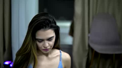 Snapshot of robertarosetti chatting on 11/12/25, 10:26 Roberta online show from 11/12/25, 10:26