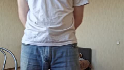 Snapshot of robertdedildo chatting on 12/15/24, 01:24 Robert online show from 12/15/24, 01:24