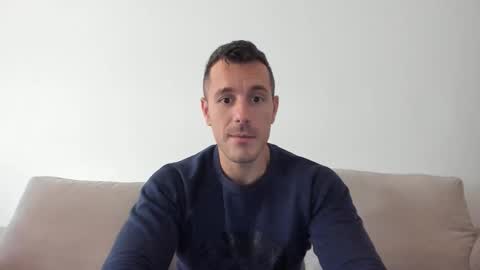 roberto4ever online show from 10/26/25, 12:22