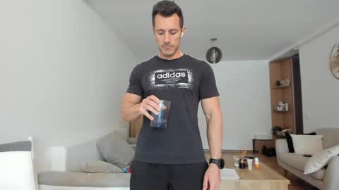 roberto4ever online show from 04/24/26, 11:34