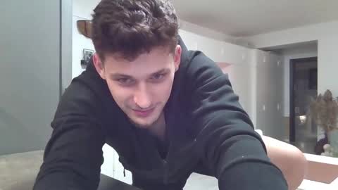 Roberto online show from 02/12/26, 04:24