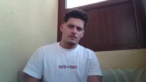 Snapshot of roberto_twink1 chatting on 02/27/26, 12:49 Roberto online show from 02/27/26, 12:49