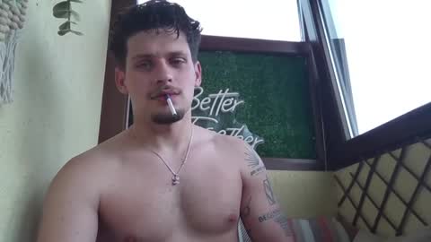 Snapshot of roberto_twink1 chatting on 05/12/26, 09:50 Roberto online show from 05/12/26, 09:50