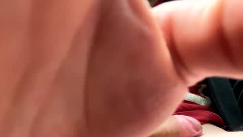 Snapshot of robertoroby12 chatting on 01/31/25, 10:52 robertoroby12 online show from 01/31/25, 10:52