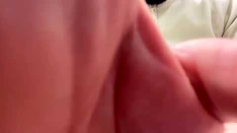 Snapshot of robertoroby12 chatting on 02/02/25, 03:28 robertoroby12 online show from 02/02/25, 03:28