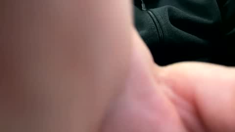 Snapshot of robertoroby12 chatting on 03/08/25, 05:43 robertoroby12 online show from 03/08/25, 05:43