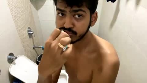 Snapshot of robertsalia220 chatting on 12/26/24, 04:10 Robertsalia online show from 12/26/24, 04:10