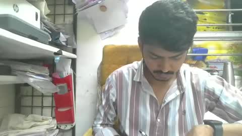 Snapshot of robertsalia220 chatting on 01/21/25, 12:18 Robertsalia online show from 01/21/25, 12:18