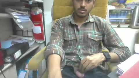 Snapshot of robertsalia220 chatting on 02/28/25, 12:31 Robertsalia online show from 02/28/25, 12:31