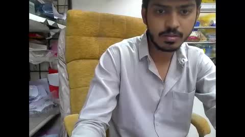 Snapshot of robertsalia220 chatting on 11/14/25, 12:15 Robertsalia online show from 11/14/25, 12:15