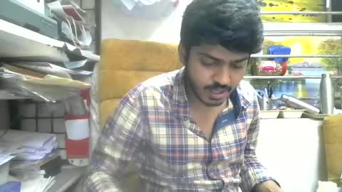 Snapshot of robertsalia220 chatting on 07/04/26, 12:33 Robertsalia online show from 07/04/26, 12:33