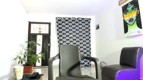 roberx_12 online show from 12/15/24, 04:26