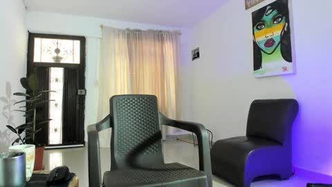 roberx_12 online show from 01/02/25, 03:29