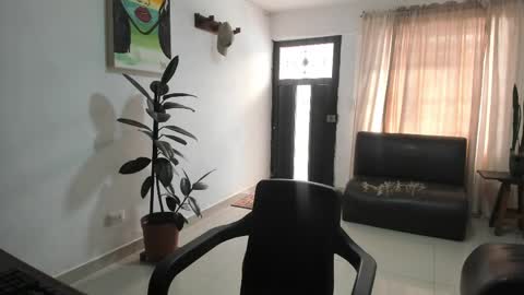 roberx_12 online show from 04/11/26, 08:02