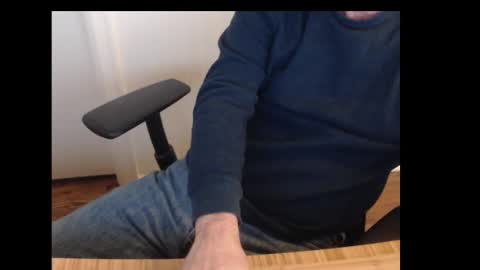 robidan6923 online show from 01/17/25, 01:03